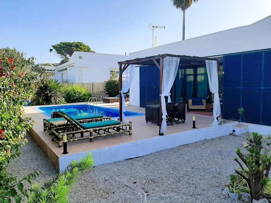 Anana Binisafua Villa