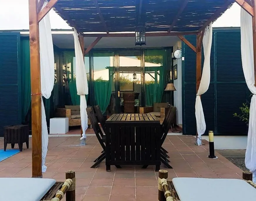 Anana Binisafua Villa