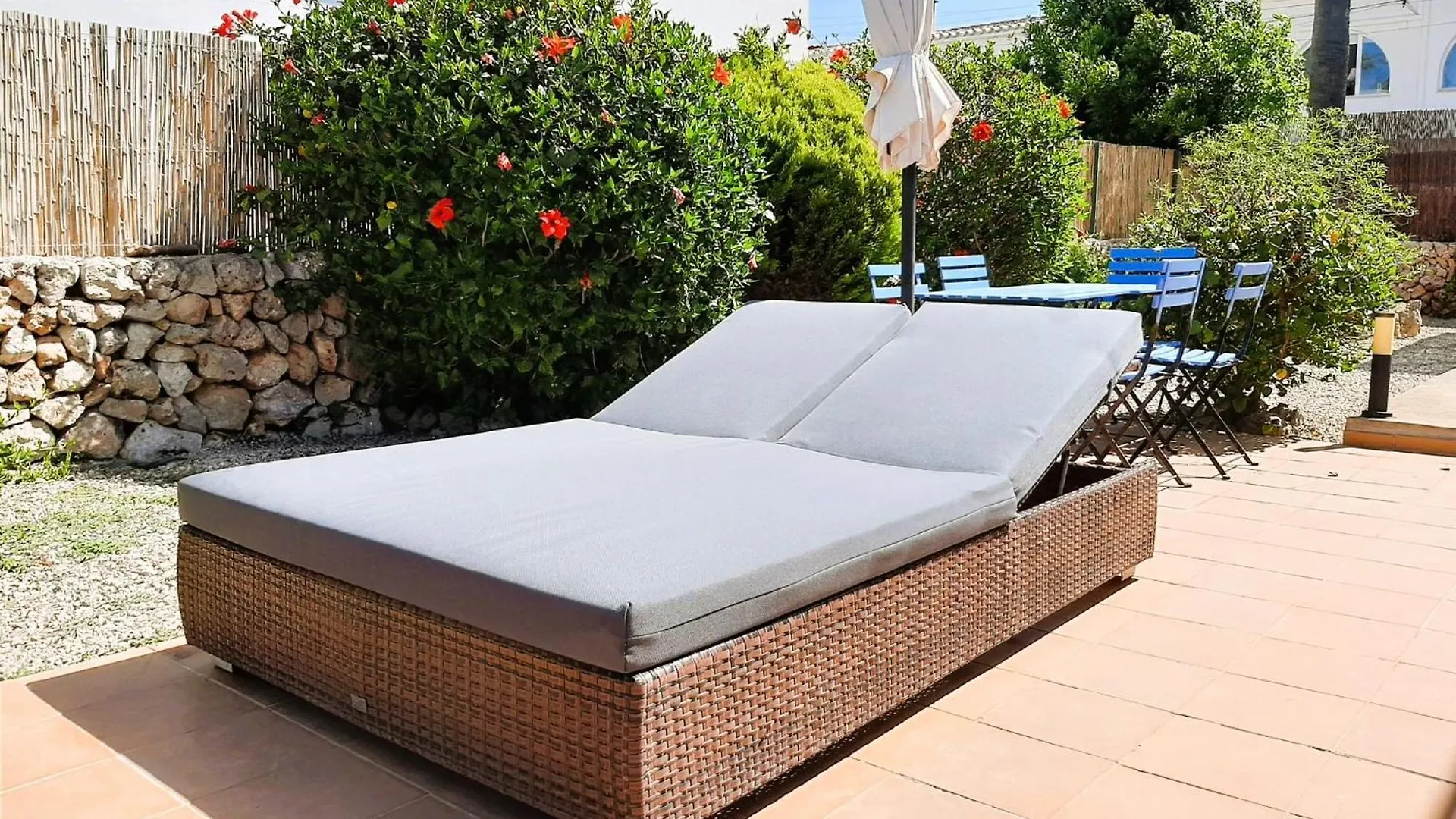 Anana Binisafua Villa Spain